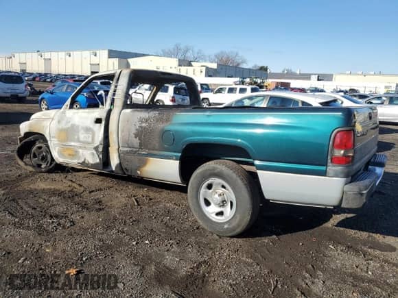 1998 Dodge 1500 с VIN 1B7HC16Y3WS517187, выставлен на аукционе Copart как лот 83579384 с пробегом Не указан миль и На запчасти • Non repairable. История ставок и продаж доступна на DreamBid. Изображение 2.