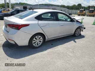 ✅ 2022 Hyundai Accent SE • VIN: 3KPC24A65NE165557 • Лот: 60912254. Опубликован ранее на Copart с пробегом 51 056 миль. Бесплатный доступ к архиву аукционных продаж из США и подробный отчёт об истории автомобиля на DreamBid. Изображение 3.