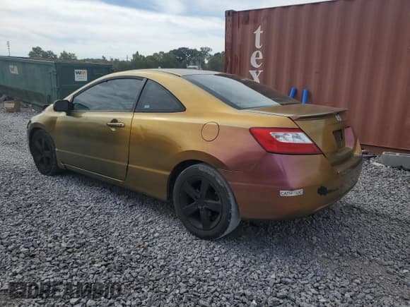 ✅ 2008 Honda Civic EX-L • VIN: 2HGFG12988H557898 • Лот: 70732245. Опубликован ранее на Copart с пробегом 267 343 миль. Бесплатный доступ к архиву аукционных продаж из США и подробный отчёт об истории автомобиля на DreamBid. Изображение 2.