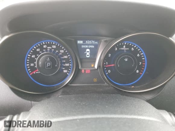 ✅ 2016 Hyundai Genesis Coupe 3.8L Base • VIN: KMHHT6KJ9GU132689 • Lot: 44062165. Wystawiony na Copart z przebiegiem 62 676 mil. Bezpłatny archiwum sprzedaży aukcyjnych z USA i szczegółowy raport historii pojazdu na DreamBid. Zdjęcie 9.