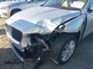 ✅ 2019 Jaguar F-Pace 25t Prestige • VIN: SADCK2GX8KA391700 • Lot: 41284383. Wystawiony na IAAI z przebiegiem 79 299 mil. Bezpłatny archiwum sprzedaży aukcyjnych z USA i szczegółowy raport historii pojazdu na DreamBid. Zdjęcie 6.