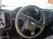 ✅ 2018 Chevrolet Silverado 1500 Work Truck • VIN: 1GCVKNEHXJZ339048 • Lot: 43721980. Wystawiony na IAAI z przebiegiem 112 037 mil. Bezpłatny archiwum sprzedaży aukcyjnych z USA i szczegółowy raport historii pojazdu na DreamBid. Zdjęcie 26.