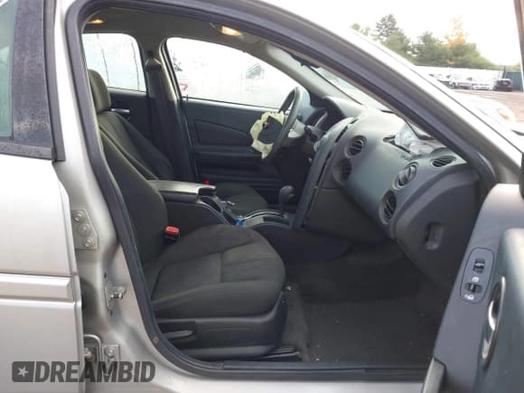 ✅ 2008 Pontiac Grand Prix • VIN: 2G2WP552681179307 • Lot: 43509547. Listed on IAAI with 122,481 mi. Free auction sales archive from the USA and detailed vehicle history report at DreamBid. Image 5.