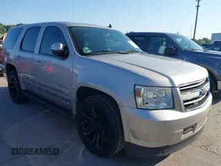 ✅ 2008 Chevrolet Tahoe • VIN: 1GNFC13508R215231 • Лот: 42958924. Опубликован ранее на IAAI с пробегом 285 242 миль. Бесплатный доступ к архиву аукционных продаж из США и подробный отчёт об истории автомобиля на DreamBid. Изображение 1.