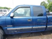 ✅ 1999 Chevrolet Silverado 1500 • VIN: 1GCEK19V3XE213381 • Лот: 42448020. Опубликован ранее на IAAI с пробегом 294 262 миль. Бесплатный доступ к архиву аукционных продаж из США и подробный отчёт об истории автомобиля на DreamBid. Изображение 14.