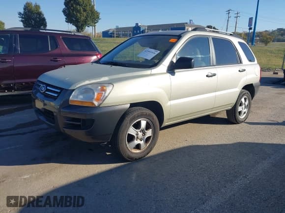 ✅ 2008 Kia Sportage LX • VIN: KNDJF724387508140 • Лот: 43591916. Опубликован ранее на IAAI с пробегом 289 279 миль. Бесплатный доступ к архиву аукционных продаж из США и подробный отчёт об истории автомобиля на DreamBid. Изображение 18.