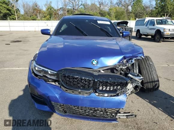 2020 BMW 3 Series 330i xDrive z VIN 3MW5R7J08L8B13723, wystawiony jako Copart lot #81472275 z przebiegiem Nie podano mil oraz Szkoda całkowita • Salvage title. Historia ofert i sprzedaży dostępna na DreamBid. Obrazek 5.
