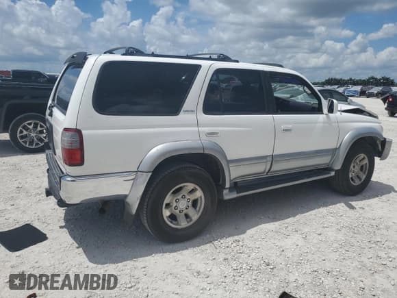 ✅ 1997 Toyota 4Runner Limited • VIN: JT3GN87R5V0022560 • Lot: 66950245. Listed on Copart with 252,246 mi. Free auction sales archive from the USA and detailed vehicle history report at DreamBid. Image 3.