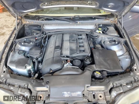 ✅ 2004 BMW 3 Series 325xi • VIN: WBAEP33474PF04415 • Lot: 56562245. Listed on Copart with 41,944 mi. Free auction sales archive from the USA and detailed vehicle history report at DreamBid. Image 11.