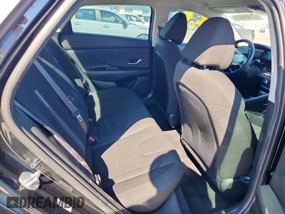 ✅ 2021 Hyundai Elantra SEL • VIN: KMHLS4AG0MU103634 • Lot: 71494625. Listed on Copart with 86,646 mi. Free auction sales archive from the USA and detailed vehicle history report at DreamBid. Image 10.