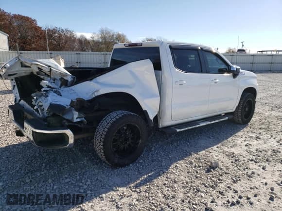 ✅ 2021 Chevrolet Silverado 1500 LT • VIN: 1GCUYDED0MZ339758 • Lot: 76075953. Wystawiony na Copart z przebiegiem 46 115 mil. Bezpłatny archiwum sprzedaży aukcyjnych z USA i szczegółowy raport historii pojazdu na DreamBid. Zdjęcie 3.