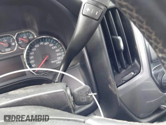 ✅ 2017 Chevrolet Silverado 2500HD LT • VIN: 1GC1KVEY4HF182790 • Lot: 42357385. Wystawiony na IAAI z przebiegiem 189 755 mil. Bezpłatny archiwum sprzedaży aukcyjnych z USA i szczegółowy raport historii pojazdu na DreamBid. Zdjęcie 11.