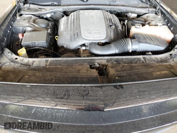 ✅ 2022 Dodge Challenger R/T • VIN: 2C3CDZBT5NH159763 • Lot: 65253764. Wystawiony na Copart z przebiegiem 17 929 mil. Bezpłatny archiwum sprzedaży aukcyjnych z USA i szczegółowy raport historii pojazdu na DreamBid. Zdjęcie 11.