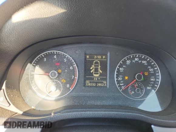 ✅ 2012 Volkswagen Passat SE • VIN: 1VWBH7A36CC068614 • Lot: 93104165. Wystawiony na Copart z przebiegiem 228 232 mil. Bezpłatny archiwum sprzedaży aukcyjnych z USA i szczegółowy raport historii pojazdu na DreamBid. Zdjęcie 9.