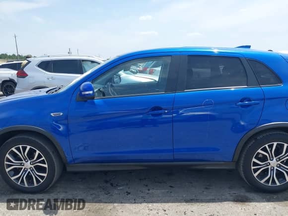 2018 Mitsubishi Outlander SE с VIN JA4AP3AW8JU001681, выставлен на аукционе IAAI как лот 42872353 с пробегом 79 236 миль миль и . История ставок и продаж доступна на DreamBid. Изображение 14.