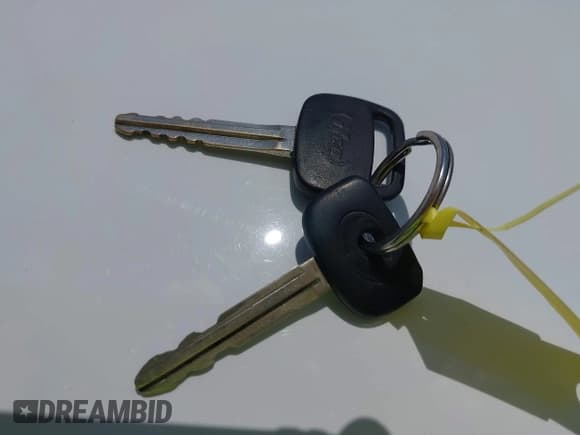 ✅ 1992 Toyota Camry • VIN: 4T1VK12W6NU047357 • Lot: 42593322. Wystawiony na IAAI z przebiegiem 325 406 mil. Bezpłatny archiwum sprzedaży aukcyjnych z USA i szczegółowy raport historii pojazdu na DreamBid. Zdjęcie 11.