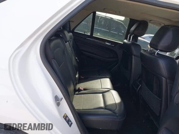 ✅ 2015 Mercedes-Benz M 350 • VIN: 4JGDA5JBXFA524203 • Lot: 43373912. Listed on IAAI with 82,957 mi. Free auction sales archive from the USA and detailed vehicle history report at DreamBid. Image 8.