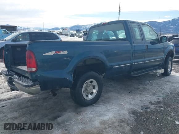 ✅ 1999 Ford F-250 XL • VIN: 1FTNX21S9XEC34633 • Lot: 41621645. Listed on IAAI with 193,069 mi. Free auction sales archive from the USA and detailed vehicle history report at DreamBid. Image 4.