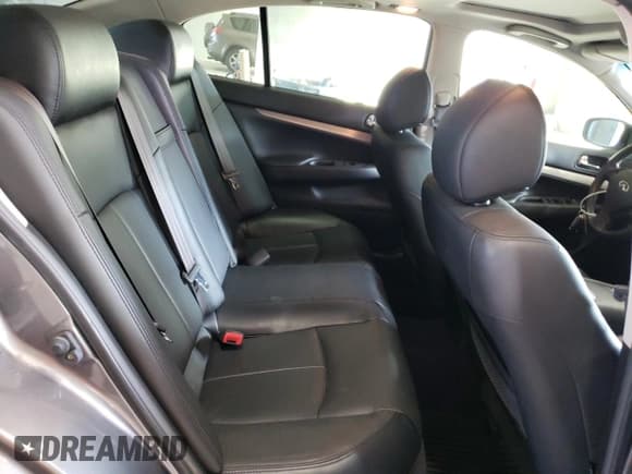 ✅ 2015 Infiniti Q40 • VIN: JN1CV6AP1FM500850 • Лот: 78844864. Опубликован ранее на Copart с пробегом 140 716 миль. Бесплатный доступ к архиву аукционных продаж из США и подробный отчёт об истории автомобиля на DreamBid. Изображение 10.