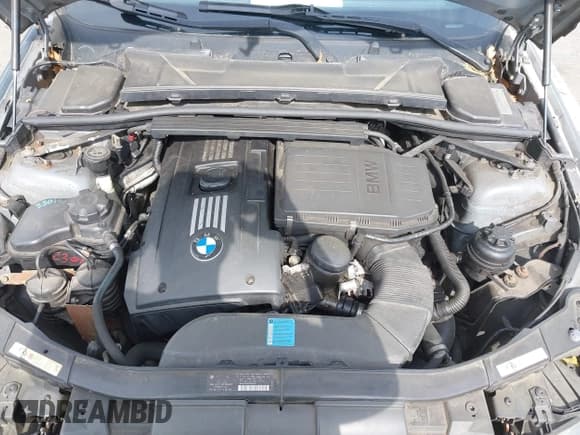 ✅ 2009 BMW 3 Series 335i xDrive • VIN: WBAWC73519E068547 • Lot: 42168684. Listed on IAAI with 161,585 mi. Free auction sales archive from the USA and detailed vehicle history report at DreamBid. Image 10.