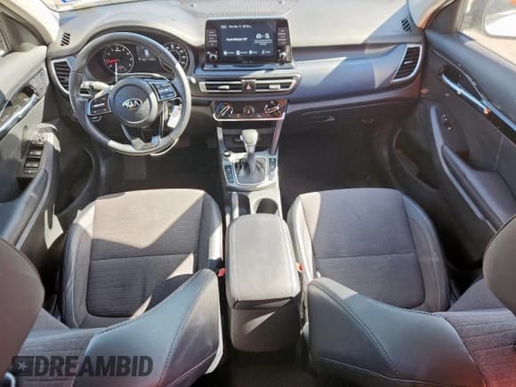 ✅ 2021 Kia Seltos S • VIN: KNDEUCA26M7192825 • Лот: 91880705. Опубликован ранее на Copart с пробегом 42 545 миль. Бесплатный доступ к архиву аукционных продаж из США и подробный отчёт об истории автомобиля на DreamBid. Изображение 8.