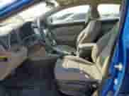 2018 Hyundai Elantra SEL z VIN KMHD84LF8JU624684, wystawiony jako Copart lot #81984435 z przebiegiem 95 382 mil mil oraz Szkoda całkowita • Salvage title. Historia ofert i sprzedaży dostępna na DreamBid. Obrazek 7.