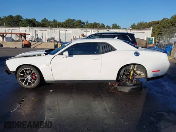 2018 Dodge Challenger T/A 392 с VIN 2C3CDZFJ6JH279560, выставлен на аукционе IAAI как лот 43373624 с пробегом 68 221 миль миль и . История ставок и продаж доступна на DreamBid. Изображение 15.