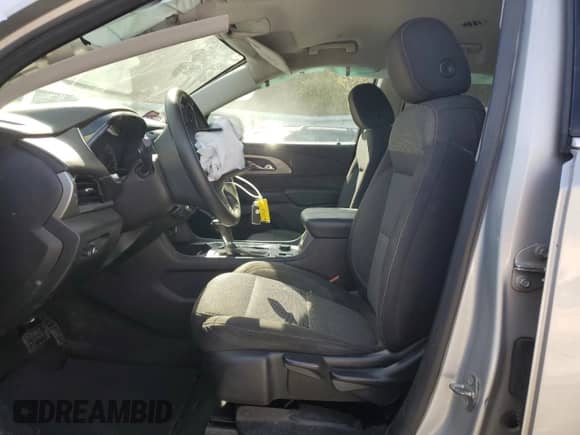 2018 Chevrolet Traverse LS with VIN 1GNEVFKW2JJ205348, listed as a Copart auction lot 84014945 with 104,111 mi miles and Salvage title. Bid and sale history available at DreamBid. Image 7.