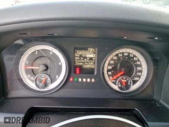 ✅ 2013 Ram 2500 Tradesman • VIN: 3C6UR5HL0DG570897 • Lot: 85524295. Listed on Copart with 102,257 mi. Free auction sales archive from the USA and detailed vehicle history report at DreamBid. Image 9.