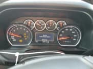 ✅ 2019 Chevrolet Silverado 1500 LT Trail Boss • VIN: 1GCPYFED3KZ347813 • Lot: 70023544. Wystawiony na Copart z przebiegiem 83 842 mil. Bezpłatny archiwum sprzedaży aukcyjnych z USA i szczegółowy raport historii pojazdu na DreamBid. Zdjęcie 9.