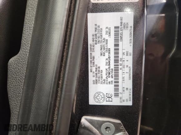 ✅ 2019 Ford Escape Titanium • VIN: 1FMCU9J94KUB13699 • Lot: 92007115. Listed on Copart with 46,521 mi. Free auction sales archive from the USA and detailed vehicle history report at DreamBid. Image 13.