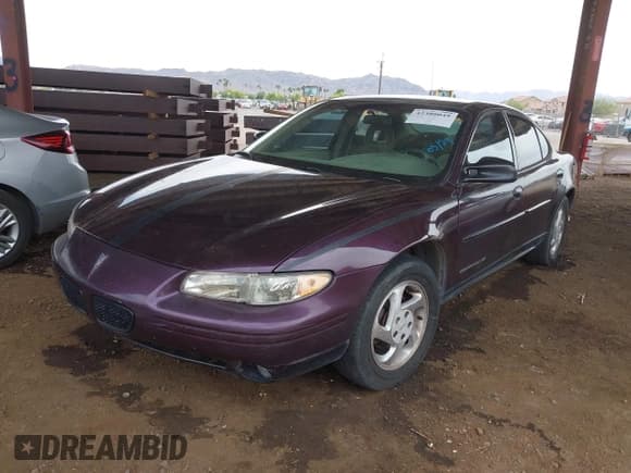 ✅ 1997 Pontiac Grand Prix • VIN: 1G2WJ52M3VF275181 • Lot: 42380049. Wystawiony na IAAI z przebiegiem 112 371 mil. Bezpłatny archiwum sprzedaży aukcyjnych z USA i szczegółowy raport historii pojazdu na DreamBid. Zdjęcie 17.
