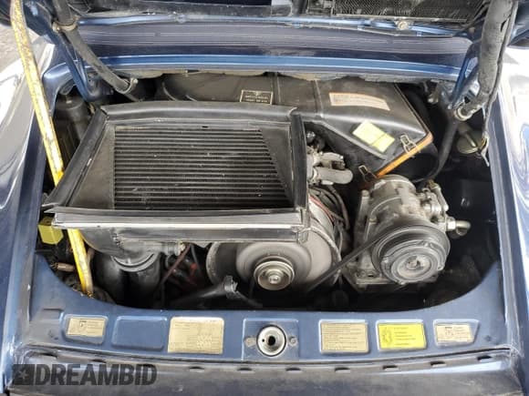 ✅ 1977 Porsche 911 • VIN: 9117211705 • Lot: 51620045. Listed on Copart with 47,376 mi. Free auction sales archive from the USA and detailed vehicle history report at DreamBid. Image 11.