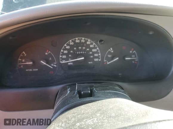 ✅ 1998 Ford Ranger XL • VIN: 1FTYR14C7WPA73739 • Lot: 88360125. Listed on Copart with 130,494 mi. Free auction sales archive from the USA and detailed vehicle history report at DreamBid. Image 9.