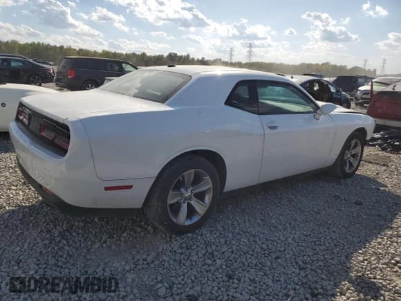 ✅ 2015 Dodge Challenger SXT • VIN: 2C3CDZAG0FH834778 • Lot: 72072163. Wystawiony na Copart z przebiegiem 184 087 mil. Bezpłatny archiwum sprzedaży aukcyjnych z USA i szczegółowy raport historii pojazdu na DreamBid. Zdjęcie 3.