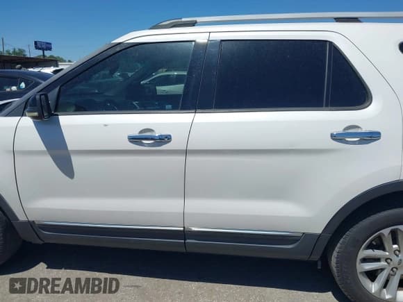 ✅ 2012 Ford Explorer XLT • VIN: 1FMHK7D94CGA15512 • Lot: 41964971. Wystawiony na IAAI z przebiegiem 201 096 mil. Bezpłatny archiwum sprzedaży aukcyjnych z USA i szczegółowy raport historii pojazdu na DreamBid. Zdjęcie 14.