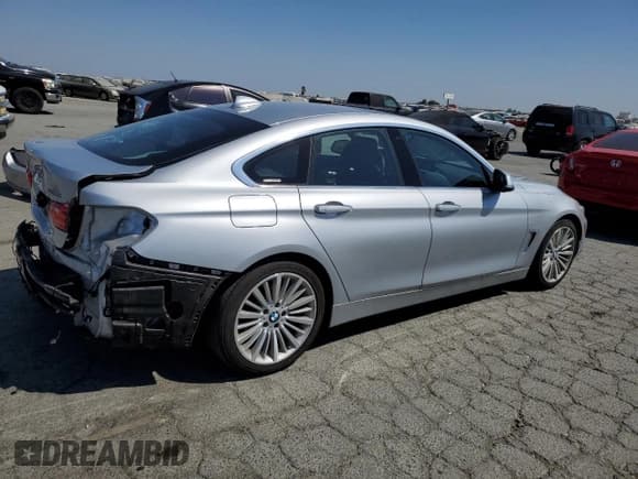 ✅ 2015 BMW 4 Series 428i • VIN: WBA4A9C52FGL86475 • Lot: 70257175. Listed on Copart with 51,357 mi. Free auction sales archive from the USA and detailed vehicle history report at DreamBid. Image 3.