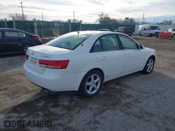 ✅ 2007 Hyundai Sonata SE • VIN: 5NPEU46F77H213036 • Лот: 41440717. Опубликован ранее на IAAI с пробегом 147 627 миль. Бесплатный доступ к архиву аукционных продаж из США и подробный отчёт об истории автомобиля на DreamBid. Изображение 4.