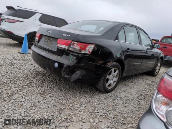 ✅ 2006 Hyundai Sonata GLS • VIN: KMHEU46C96A083249 • Лот: 42709045. Опубликован ранее на Copart с пробегом 238 182 миль. Бесплатный доступ к архиву аукционных продаж из США и подробный отчёт об истории автомобиля на DreamBid. Изображение 3.