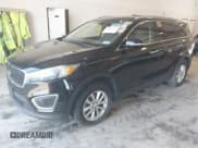 ✅ 2017 Kia Sorento L • VIN: 5XYPG4A35HG292793 • Лот: 42826710. Опубликован ранее на IAAI с пробегом 158 269 миль. Бесплатный доступ к архиву аукционных продаж из США и подробный отчёт об истории автомобиля на DreamBid. Изображение 2.