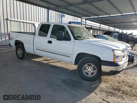 ✅ 2003 Chevrolet Silverado 1500 LS • VIN: 1GCEK19T83E118601 • Лот: 82364815. Опубликован ранее на Copart с пробегом 199 577 миль. Бесплатный доступ к архиву аукционных продаж из США и подробный отчёт об истории автомобиля на DreamBid. Изображение 4.