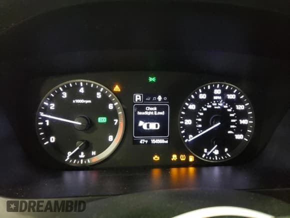 ✅ 2016 Hyundai Sonata SE • VIN: 5NPE24AF9GH265846 • Lot: 50031853. Listed on Copart with 154,569 mi. Free auction sales archive from the USA and detailed vehicle history report at DreamBid. Image 9.