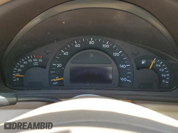 ✅ 2002 Mercedes-Benz C 230/260/280/320 • VIN: WDBRF61J32F283783 • Лот: 63657005. Опубликован ранее на Copart с пробегом Не указан. Бесплатный доступ к архиву аукционных продаж из США и подробный отчёт об истории автомобиля на DreamBid. Изображение 9.