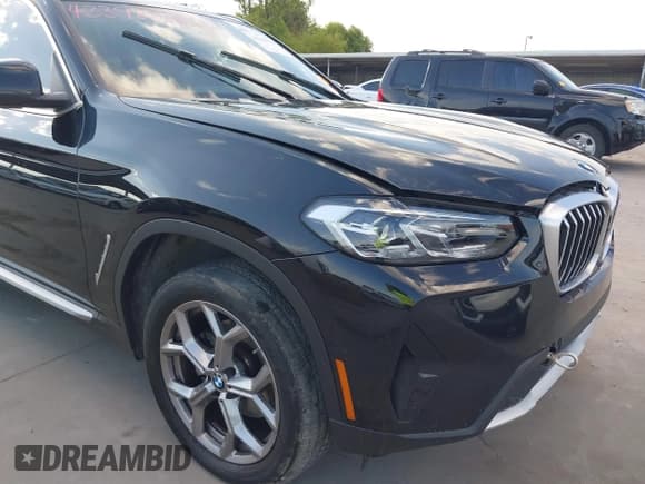 ✅ 2024 BMW X3 sDrive30i • VIN: 5UX43DP06R9T48723 • Lot: 43398810. Wystawiony na IAAI z przebiegiem 24 660 mil. Bezpłatny archiwum sprzedaży aukcyjnych z USA i szczegółowy raport historii pojazdu na DreamBid. Zdjęcie 19.