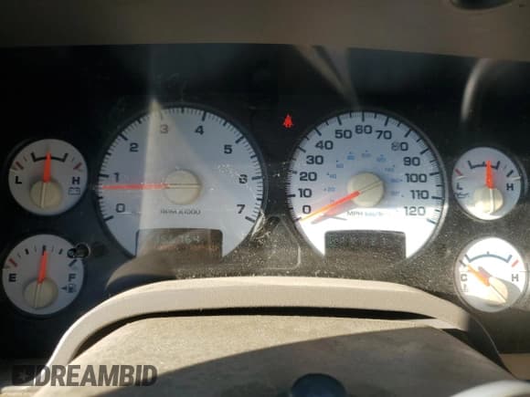 ✅ 2004 Dodge 1500 SLT • VIN: 1D7HU18D94S662339 • Лот: 92194735. Опубликован ранее на Copart с пробегом 155 764 миль. Бесплатный доступ к архиву аукционных продаж из США и подробный отчёт об истории автомобиля на DreamBid. Изображение 9.