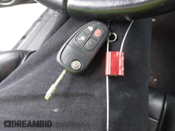 ✅ 2007 Jaguar XJ • VIN: SAJXA73C97TH14362 • Lot: 41305716. Listed on IAAI with 120,924 mi. Free auction sales archive from the USA and detailed vehicle history report at DreamBid. Image 11.