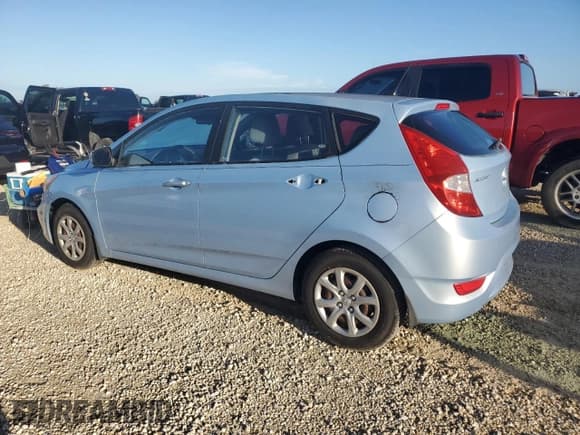 ✅ 2012 Hyundai Accent GS • VIN: KMHCT5AE4CU046421 • Лот: 74517334. Опубликован ранее на Copart с пробегом 50 525 миль. Бесплатный доступ к архиву аукционных продаж из США и подробный отчёт об истории автомобиля на DreamBid. Изображение 2.