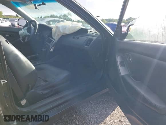 2001 Honda Accord EX с VIN 1HGCG22561A034048, выставлен на аукционе IAAI как лот 43006592 с пробегом 222 154 миль миль и . История ставок и продаж доступна на DreamBid. Изображение 5.