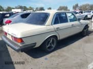 ✅ 1985 Mercedes-Benz 300 • VIN: WDBAB33CXFA210533 • Lot: 42653106. Listed on IAAI with 248,379 mi. Free auction sales archive from the USA and detailed vehicle history report at DreamBid. Image 4.