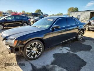 ✅ 2013 Chrysler 300 S • VIN: 2C3CCABG0DH527126 • Lot: 91883905. Listed on Copart with 143,235 mi. Free auction sales archive from the USA and detailed vehicle history report at DreamBid. Image 1.